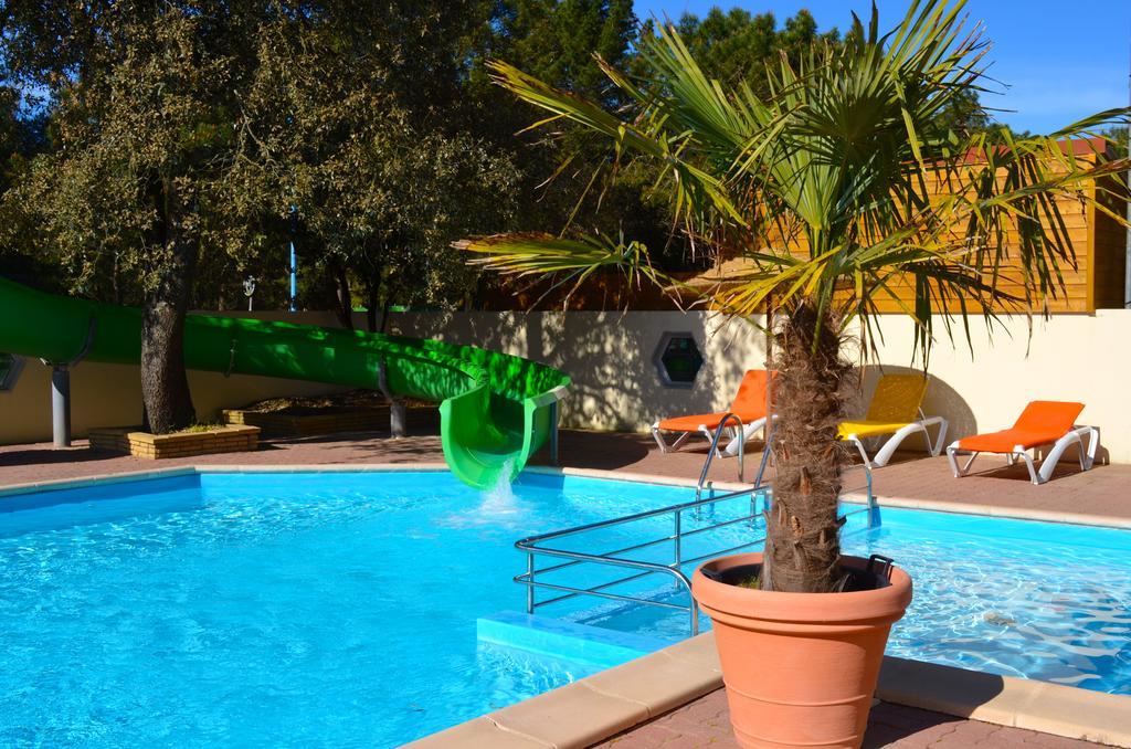 Camping Le Clos Des Pins لونجفيل-سور-مير المظهر الخارجي الصورة
